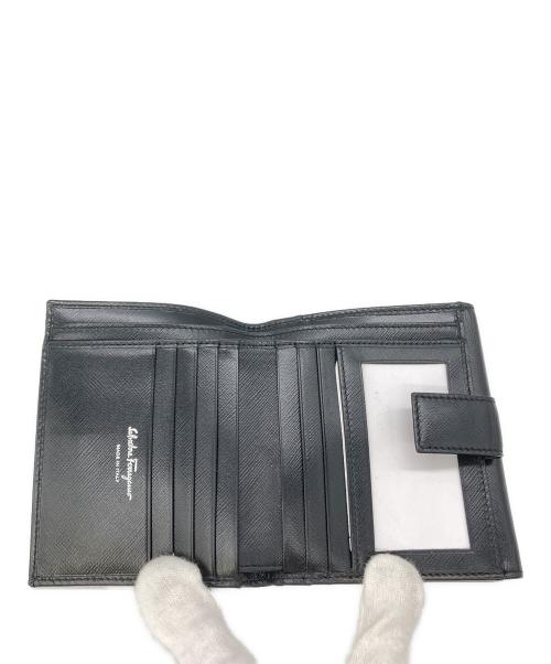 Salvatore Ferragamo（サルヴァトーレ フェラガモ）Salvatore Ferragamo (サルヴァトーレ フェラガモ) ガンチーニ2つ折り財布 ブラック サイズ:表記なしの古着・服飾アイテム