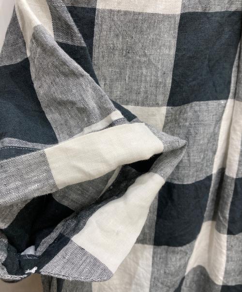 MARGARET HOWELL（マーガレットハウエル）MARGARET HOWELL (マーガレットハウエル) LARGE CHECK LINENワンピース ホワイト×ブラック サイズ:1の古着・服飾アイテム