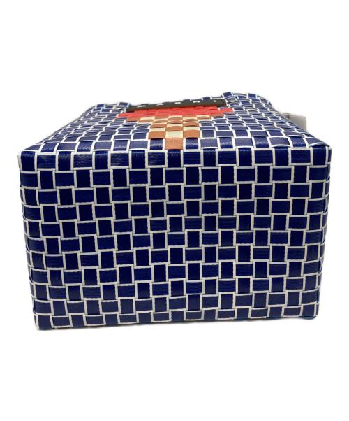 MARNI（マルニ）MARNI (マルニ) アイスクリームデザイン カゴバック ブルー×レッド 未使用品の古着・服飾アイテム