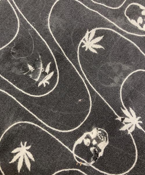 lucien pellat-finet（ルシアン・ペラフィネ）lucien pellat-finet (ルシアン・ペラフィネ) スカルロゴ付きカシミヤストール ブラックの古着・服飾アイテム