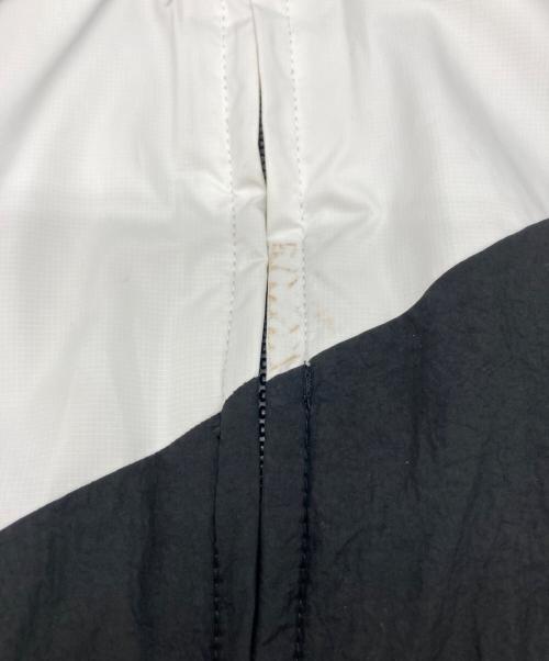 NIKE（ナイキ）NIKE (ナイキ) HBR STMT WOVEN JACKET ブラック×ホワイト サイズ:Mの古着・服飾アイテム