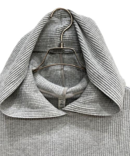 alo yoga（アローヨガ）ALO Yoga (アローヨガ) ミューズフーディー グレー サイズ:XSの古着・服飾アイテム