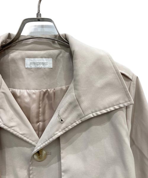 MIELI INVARIANT（ミエリインヴァリアント）MIELI INVARIANT (ミエリインヴァリアント) トレンチステンカラータックコート ベージュ サイズ:Fの古着・服飾アイテム