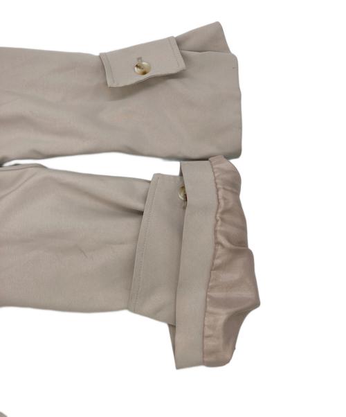 MIELI INVARIANT（ミエリインヴァリアント）MIELI INVARIANT (ミエリインヴァリアント) トレンチステンカラータックコート ベージュ サイズ:Fの古着・服飾アイテム