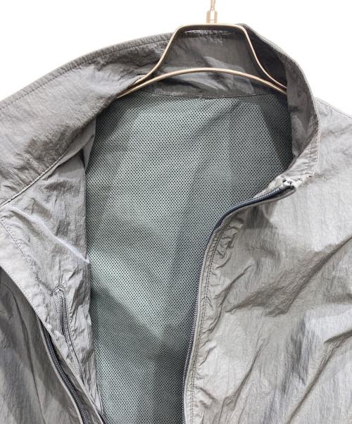 DAIWA PIER39（ダイワ ピア39）DAIWA PIER39 (ダイワ ピア39) TECH MIL VEST REVERSIBLE グレー サイズ:Mの古着・服飾アイテム