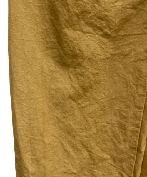 journal standard luxe（ジャーナルスタンダード ラックス）JOURNAL STANDARD LUXE (ジャーナルスタンダード ラックス) ドビークロス タックイージーパンツ マスタード サイズ:Sの古着・服飾アイテム