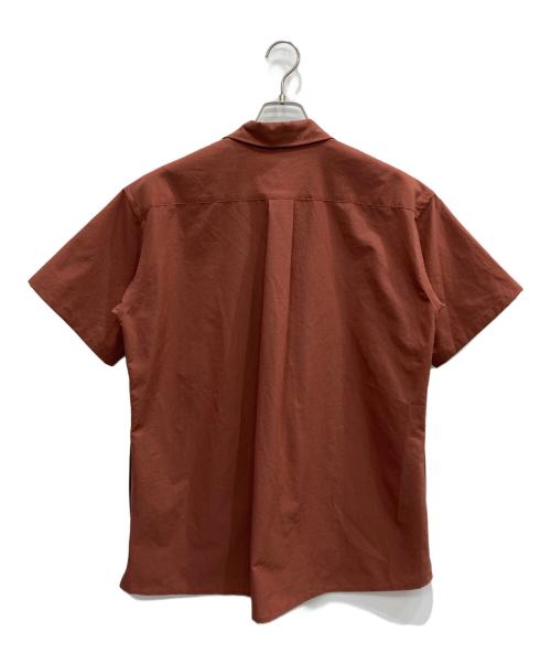 NANGA（ナンガ）NANGA (ナンガ) ドットエアコンフィーショートスリーブシャツ ブラウン サイズ:Sの古着・服飾アイテム