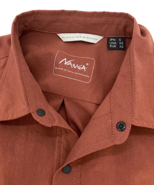 NANGA（ナンガ）NANGA (ナンガ) ドットエアコンフィーショートスリーブシャツ ブラウン サイズ:Sの古着・服飾アイテム
