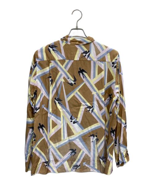 BRU NA BOINNE（ブルーナボイン）BRU NA BOINNE (ブルーナボイン) スワロービーム&アカプルコL/Sシャツ ベージュ サイズ:Mの古着・服飾アイテム