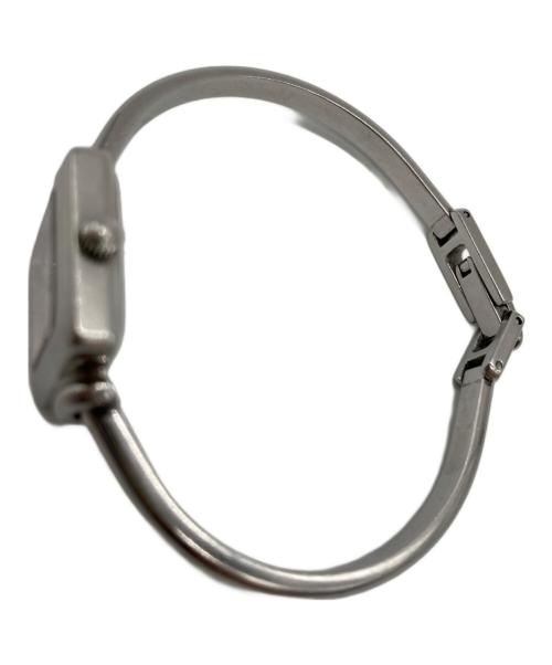 GUCCI（グッチ）GUCCI (グッチ) バングルウォッチの古着・服飾アイテム