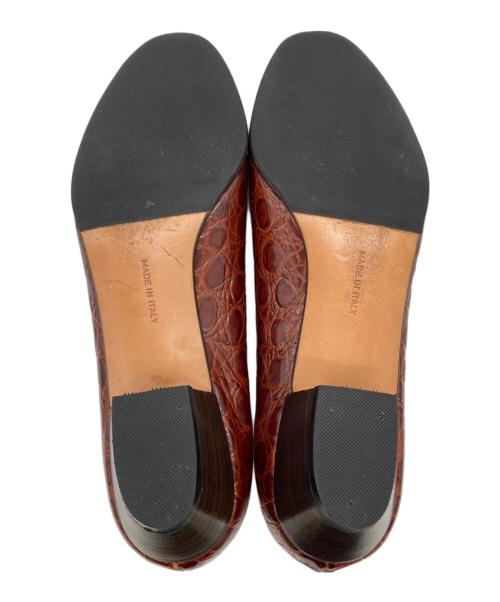 Salvatore Ferragamo（サルヴァトーレ フェラガモ）Salvatore Ferragamo (サルヴァトーレ フェラガモ) ヴァラリボンパンプス ブラウン サイズ:7 1/2の古着・服飾アイテム