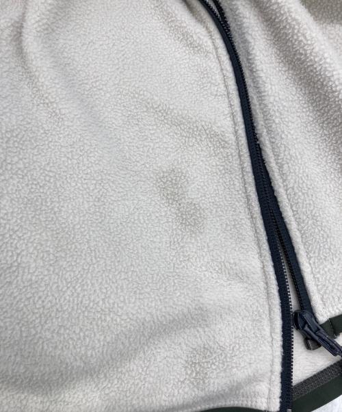 mont-bell（モンベル）mont-bell (モンベル) クリマプラス100 ジャケット アイボリー サイズ:Mの古着・服飾アイテム