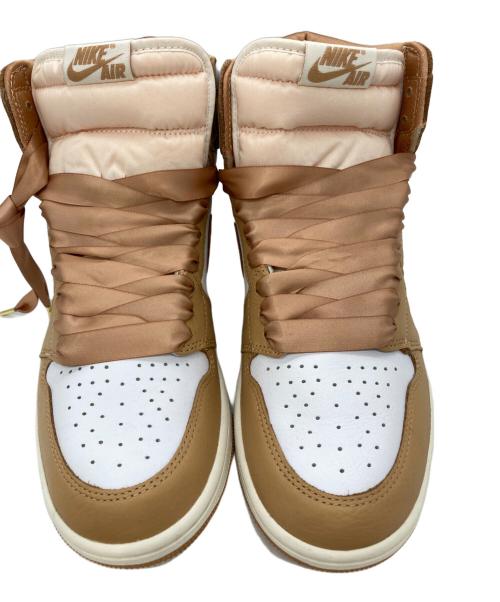 NIKE（ナイキ）NIKE (ナイキ) NIKE WMNS AIR JORDAN 1 RETRO HIGH OG PRALINE ベージュ サイズ:US9.5/UK7/EUR41/26.5cmの古着・服飾アイテム