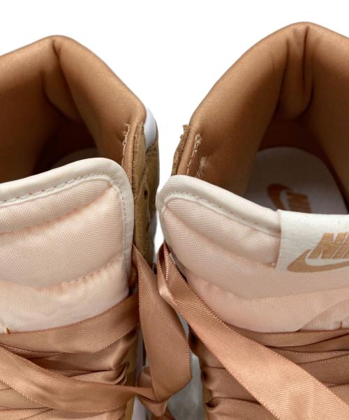 NIKE（ナイキ）NIKE (ナイキ) NIKE WMNS AIR JORDAN 1 RETRO HIGH OG PRALINE ベージュ サイズ:US9.5/UK7/EUR41/26.5cmの古着・服飾アイテム