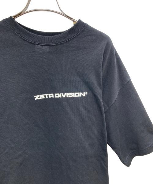 ZETA DIVISION（ゼータ ディヴィジョン）ZETA DIVISION (ゼータ ディヴィジョン) プリントTシャツ ブラック サイズ:Lの古着・服飾アイテム