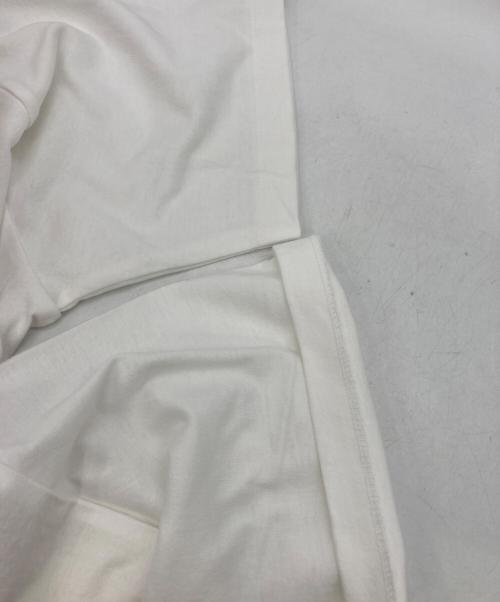 A BATHING APE（アベイシングエイプ）A BATHING APE (ア ベイシング エイプ) 30周年記念ロゴプリントTシャツ ホワイト×レッド サイズ:Mの古着・服飾アイテム