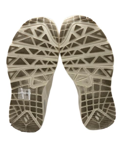 SKECHERS（スケッチャーズ）SKECHERS (スケッチャーズ) スリップインズ ウノ ウェッジ キッキング ニット スニーカー アイボリー サイズ:23.5の古着・服飾アイテム