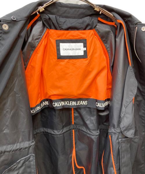 Calvin Klein Jeans（カルバンクラインジーンズ）Calvin Klein Jeans (カルバンクラインジーンズ) ステンカラーコート ブラック サイズ:Mの古着・服飾アイテム