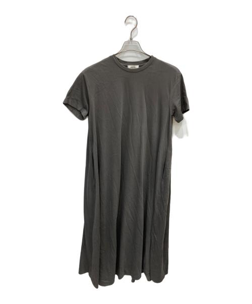 ebure（エブール）EBURE (エブール) 天竺フレアワンピースロングアイボリー グレー サイズ:36の古着・服飾アイテム