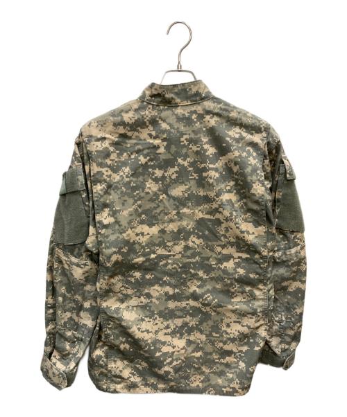 ミリタリージャケット（ミリタリージャケット）ミリタリージャケット (ミリタリージャケット) デジカモジャケット オリーブ サイズ:Mの古着・服飾アイテム