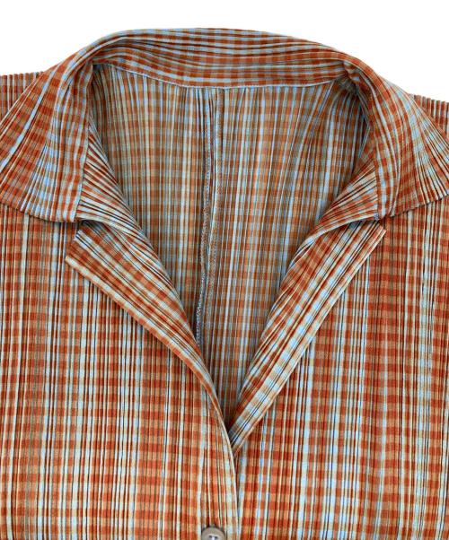 PLEATS PLEASE（プリーツプリーズ）PLEATS PLEASE (プリーツプリーズ) 襟付きプリーツブラウス オレンジ サイズ:3の古着・服飾アイテム