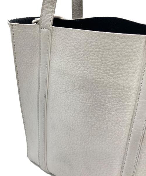 BALENCIAGA（バレンシアガ）BALENCIAGA (バレンシアガ) エブリディトートバッグ ホワイトの古着・服飾アイテム