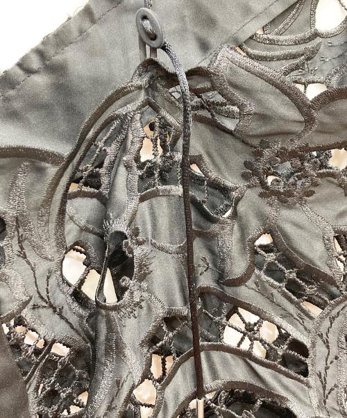 Ameri（アメリ）AMERI (アメリ) MEDI 2WAY CUT WORK LACE LONG TOP ブラック サイズ:FREEの古着・服飾アイテム