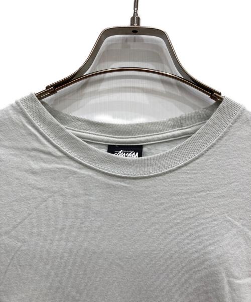 stussy（ステューシー）stussy (ステューシー) プリントTシャツ ライトグレー サイズ:Mの古着・服飾アイテム