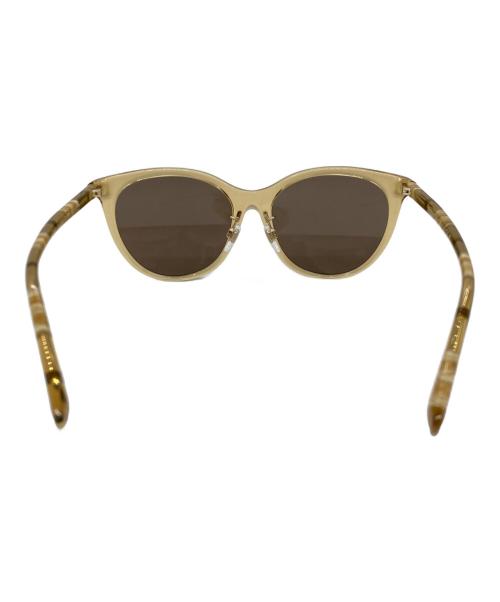 BURBERRY（バーバリー）BURBERRY (バーバリー) クリアフレームサングラス ベージュ サイズ:56□18-145の古着・服飾アイテム