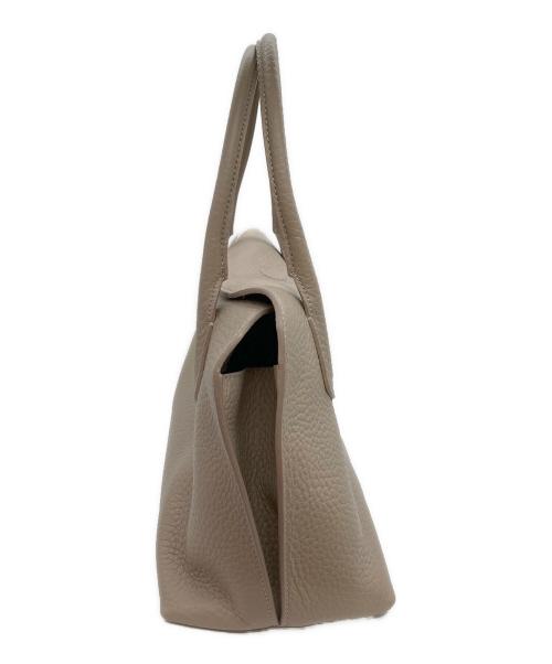 IACUCCI（イアクッチ）IACUCCI (イアクッチ) 「ラーナ M ALCE」ハンドバッグ グレージュの古着・服飾アイテム