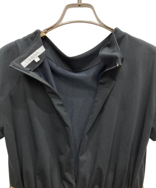 UNTITLED（アンタイトル）UNTITLED (アンタイトル) 洗えるドッキング ワンピース ブラック×ベージュ サイズ:sの古着・服飾アイテム