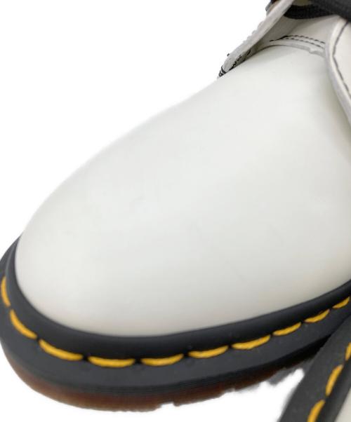Dr.Martens（ドクターマーチン）Dr.Martens (ドクターマーチン) 101 ARC 6ホールブーツ ホワイト サイズ:UK9の古着・服飾アイテム