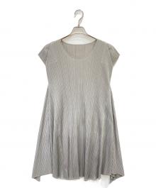 PLEATS PLEASE（プリーツプリーズ）の古着「ノースリーブプリーツワンピース」｜グレー
