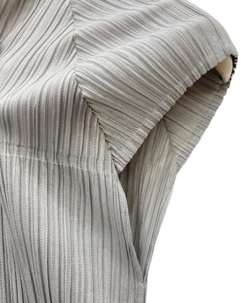 PLEATS PLEASE（プリーツプリーズ）PLEATS PLEASE (プリーツプリーズ) ノースリーブプリーツワンピース グレー サイズ:3の古着・服飾アイテム