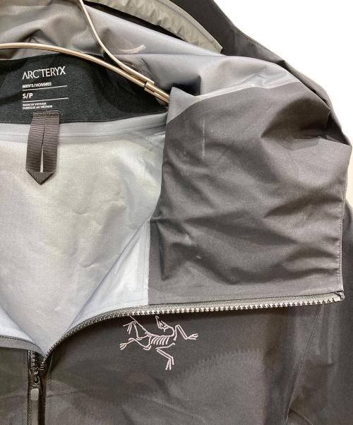 ARC'TERYX（アークテリクス）ARC'TERYX (アークテリクス) Beta Lightweight Jacket ブラック サイズ:Ｓの古着・服飾アイテム