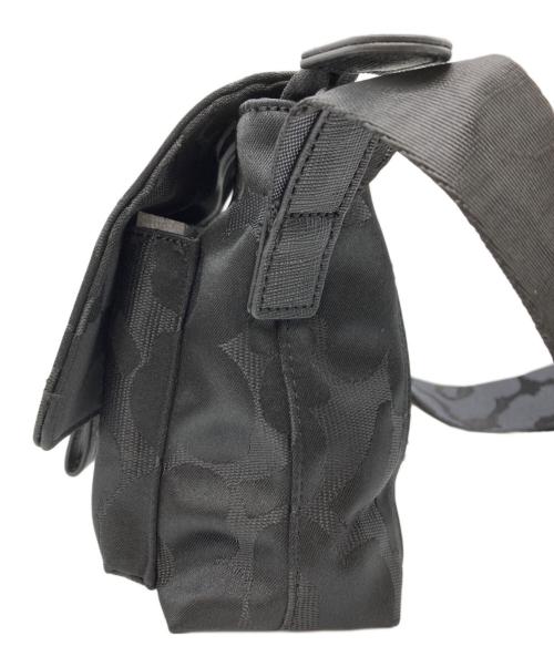 marimekko（マリメッコ）marimekko (マリメッコ) Mini Messenger Unikko ブラック 未使用品の古着・服飾アイテム