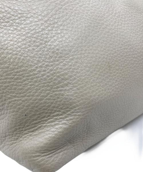 MaxMara（マックスマーラ）MaxMara (マックスマーラ) シボ革トートバッグ アイボリーの古着・服飾アイテム