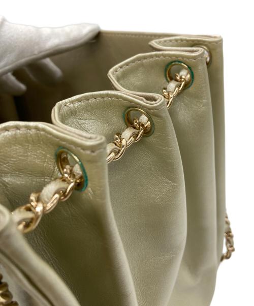 CHANEL（シャネル）CHANEL (シャネル) 2.55ロックチェーンショルダーバッグ ゴールドの古着・服飾アイテム