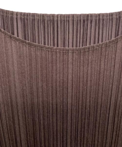 PLEATS PLEASE（プリーツプリーズ）PLEATS PLEASE (プリーツプリーズ) プリーツワンピース ブラウン サイズ:3の古着・服飾アイテム