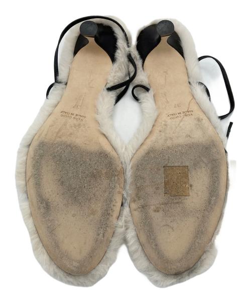 BRENTELLA（ブレンテッラ）BRENTELLA (ブレンテッラ) skinny strap fake fur sandal ホワイト サイズ:23.5cmの古着・服飾アイテム