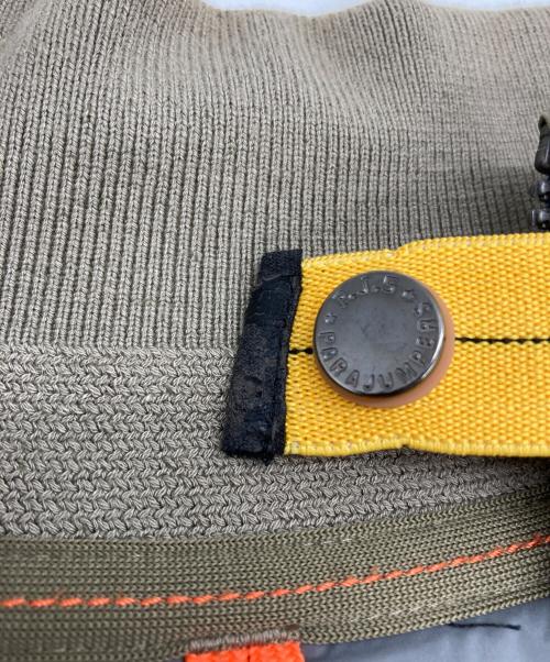 PARAJUMPERS（パラジャンパーズ）Parajumpers (パラジャンパーズ) 「VARSITY」ダウンジャケット カーキ サイズ:Lの古着・服飾アイテム