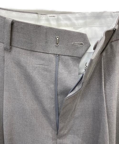 forme（フォルメ）forme (フォルメ) Tuck Low waist Pants グレー サイズ:Sの古着・服飾アイテム