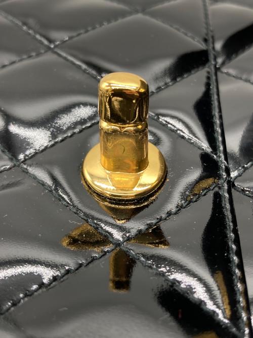 CHANEL（シャネル）CHANEL (シャネル) チェーンショルダーバッグ ブラックの古着・服飾アイテム