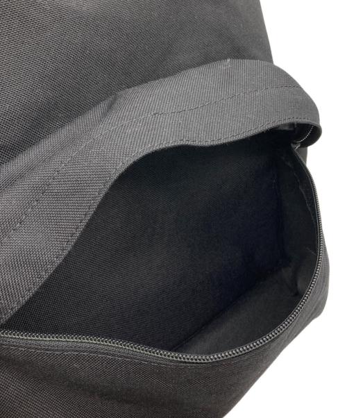 COMME des GARCONS HOMME PLUS（コムデギャルソンオムプリュス）COMME des GARCONS HOMME PLUS (コムデギャルソンオムプリュス) バックパック ブラックの古着・服飾アイテム