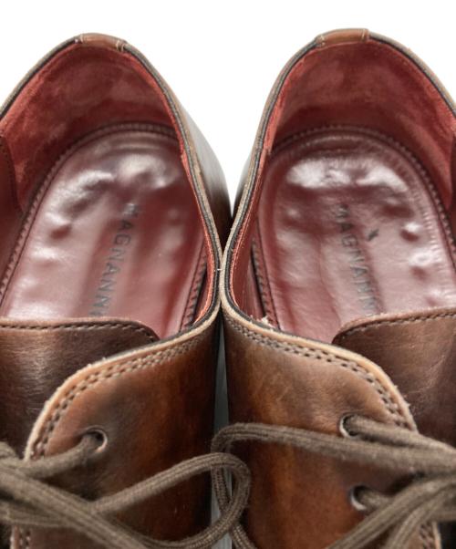 MAGNANNI（マグナーニ）MAGNANNI (マグナーニ) メダリオンビジネスシューズ ブラウン サイズ:38の古着・服飾アイテム