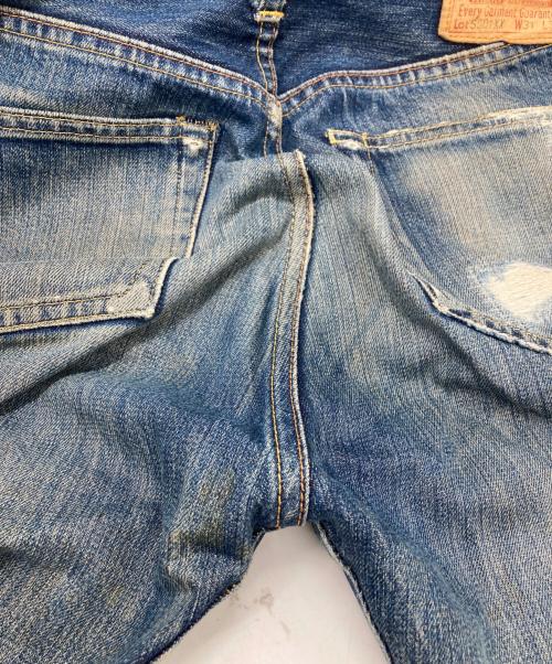 LEVI'S（リーバイス）LEVI'S (リーバイス) 復刻デニムパンツ インディゴ サイズ:W31の古着・服飾アイテム