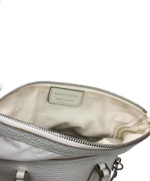 Maison Margiela（メゾンマルジェラ）Maison Margiela (メゾンマルジェラ) 「5AC」ミニ 2WAYバッグ ホワイトの古着・服飾アイテム