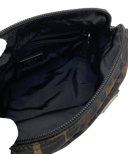 PRADA（プラダ）PRADA (プラダ) ポーチ ブラウンの古着・服飾アイテム