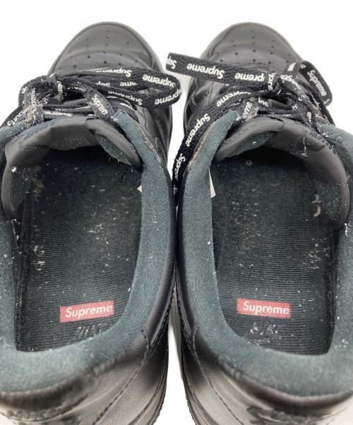 NIKE（ナイキ）NIKE (ナイキ) Supreme (シュプリーム) AIR FORCE 1 LOW SUPREME BLACK/BLACK ブラック サイズ:US7.5の古着・服飾アイテム