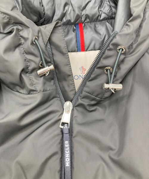 MONCLER（モンクレール）MONCLER (モンクレール) TINIAN GIUBBOTTO ダウンジャケット グレー サイズ:3の古着・服飾アイテム